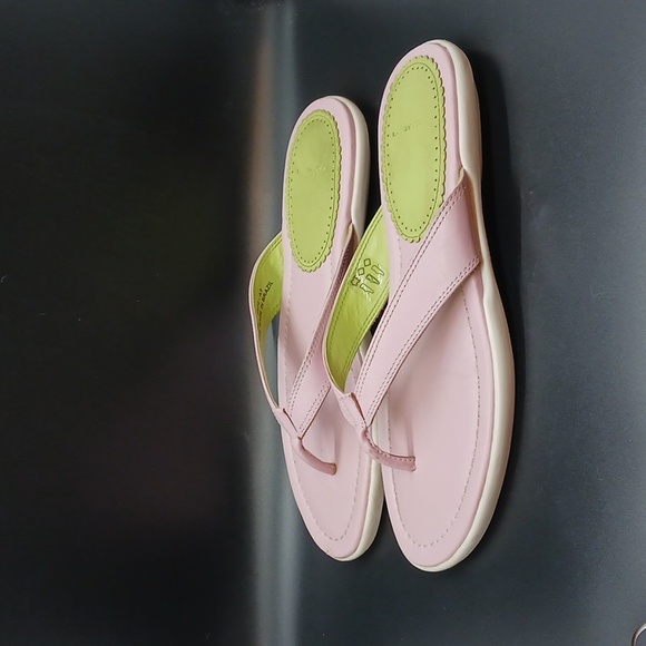 Lands' End    Flip Flops   Sandals Lime Green & Pink    Size 7.5 B - Picture 3 of 7